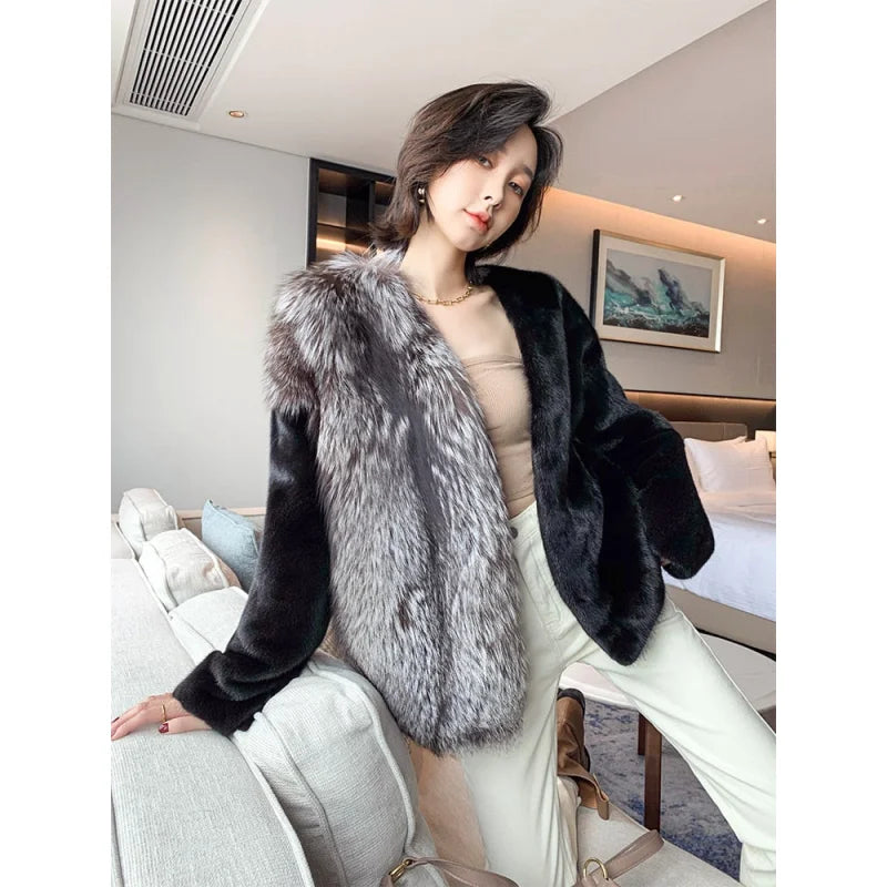 Women's Winter Natural Mink Fur Full Pelt Lantern Sleeves Hooded JacketButton-Up Jackets